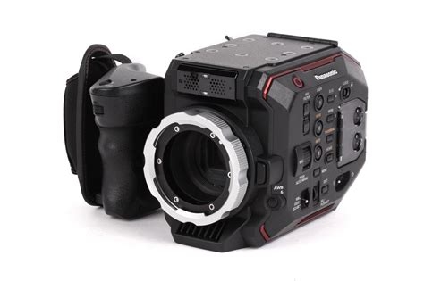 [CAMEVAPL] Caméra 5,7K AU-EVA1 PL+BasePlate+2 SDXC 128G